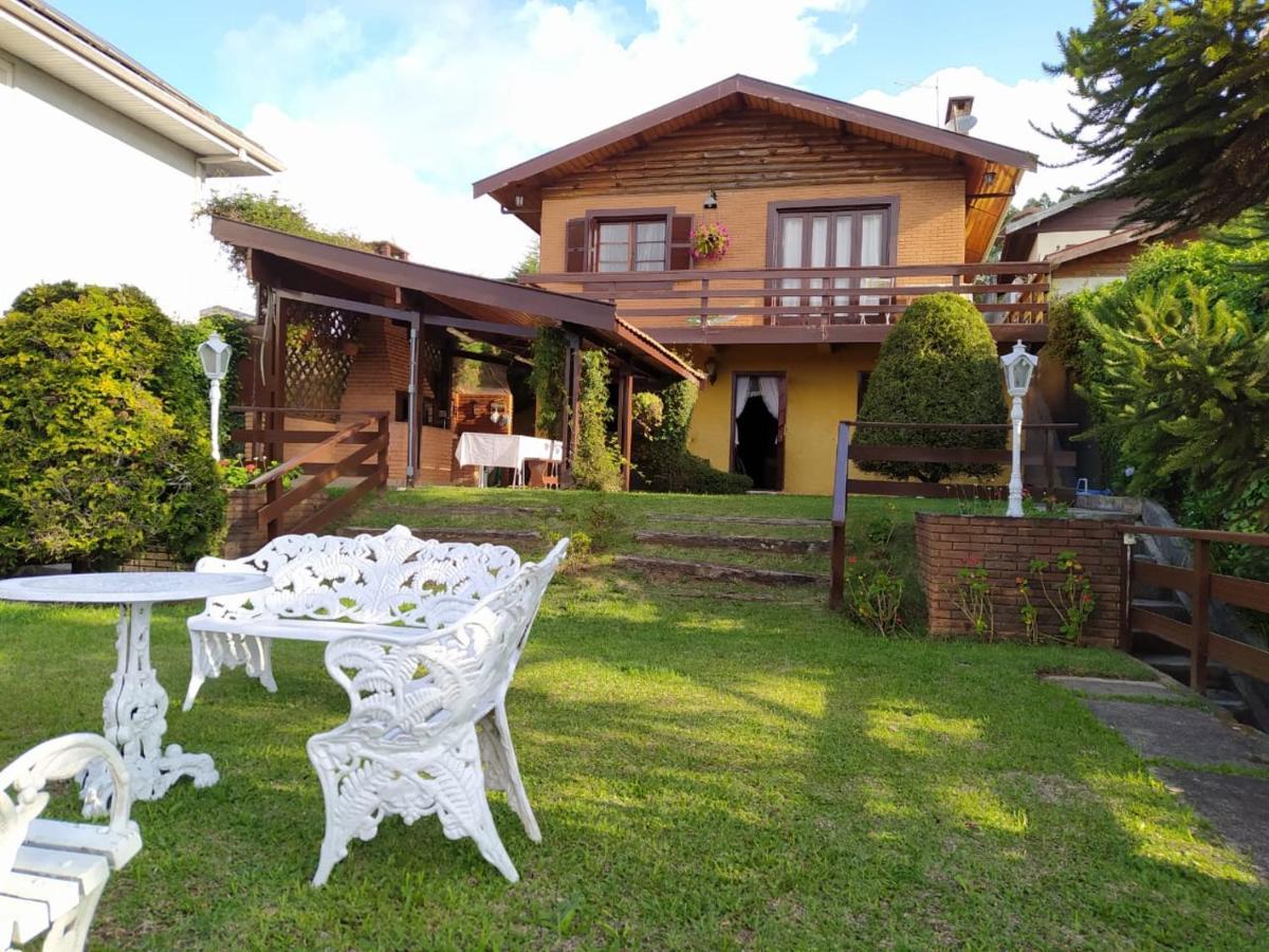 Residencia Dos Mafra Appartement Campos do Jordão Buitenkant foto