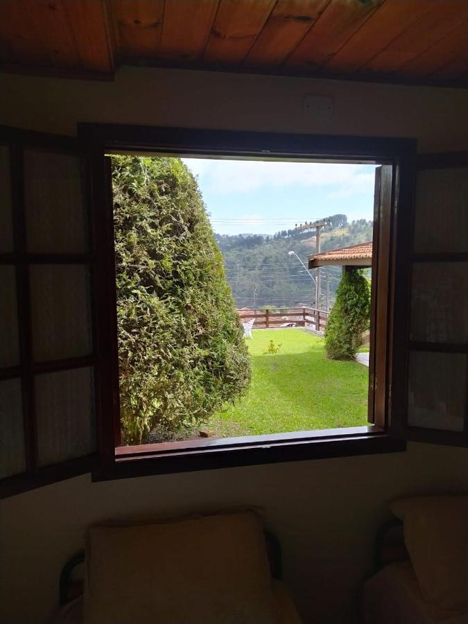 Residencia Dos Mafra Appartement Campos do Jordão Buitenkant foto
