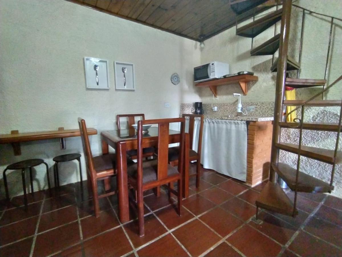 Residencia Dos Mafra Appartement Campos do Jordão Buitenkant foto